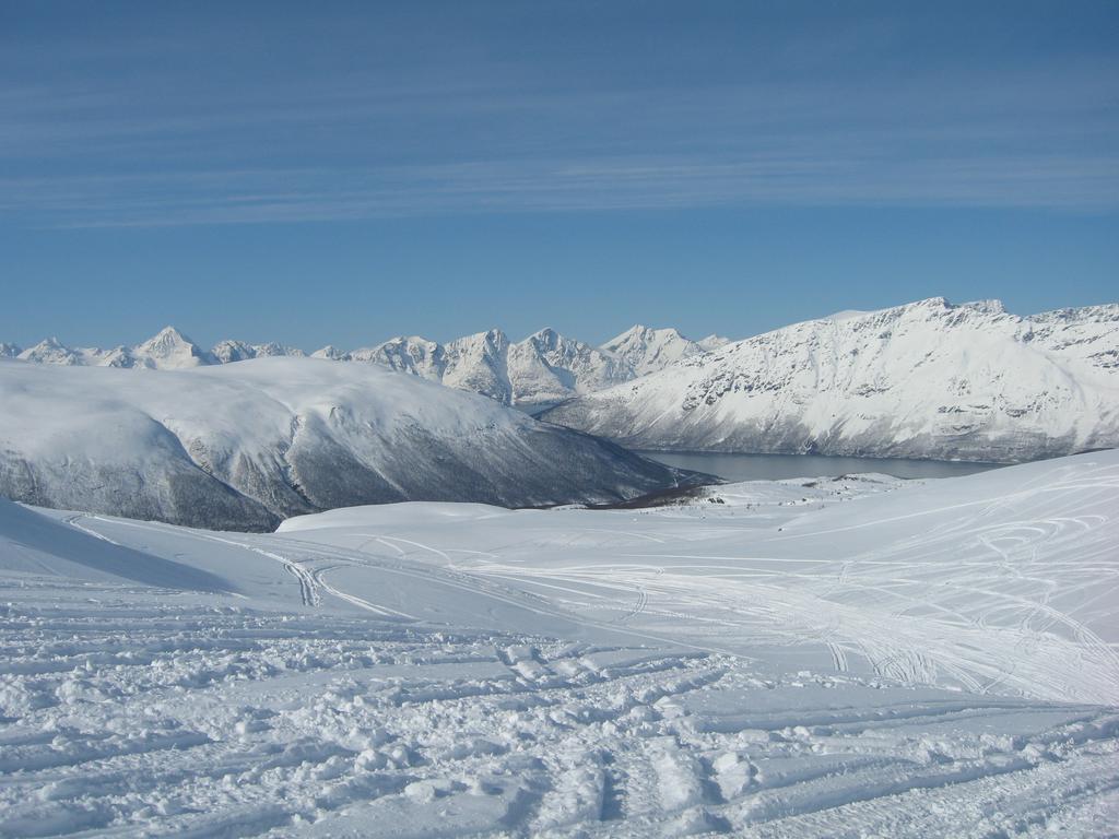 Utsikten Feriehus I Bakkeby ภายนอก รูปภาพ