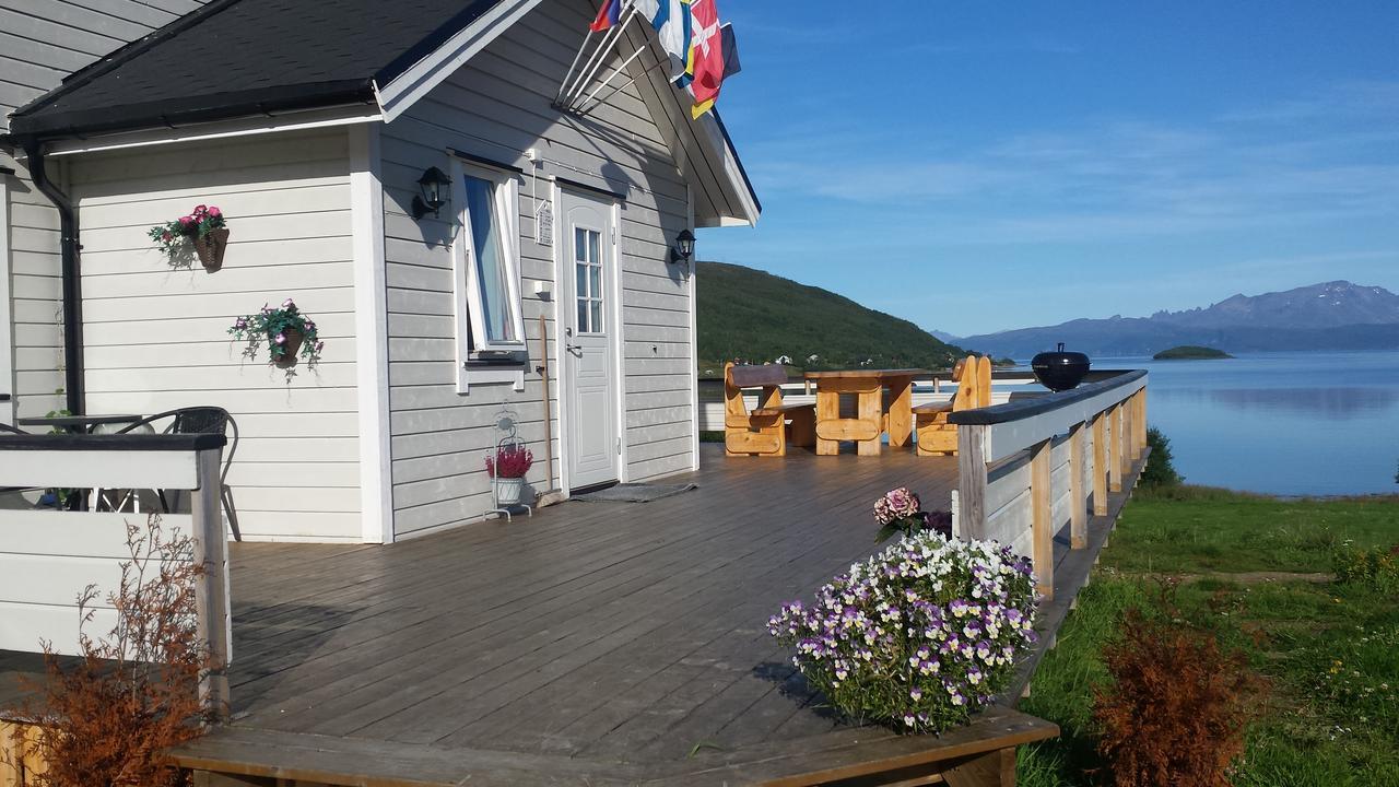 Utsikten Feriehus I Bakkeby ภายนอก รูปภาพ